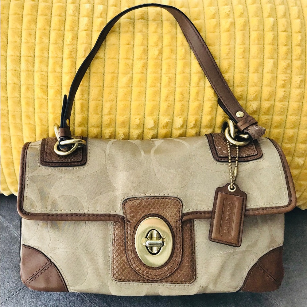 ✨ Coach shoulder handbag; women’s handheld purse